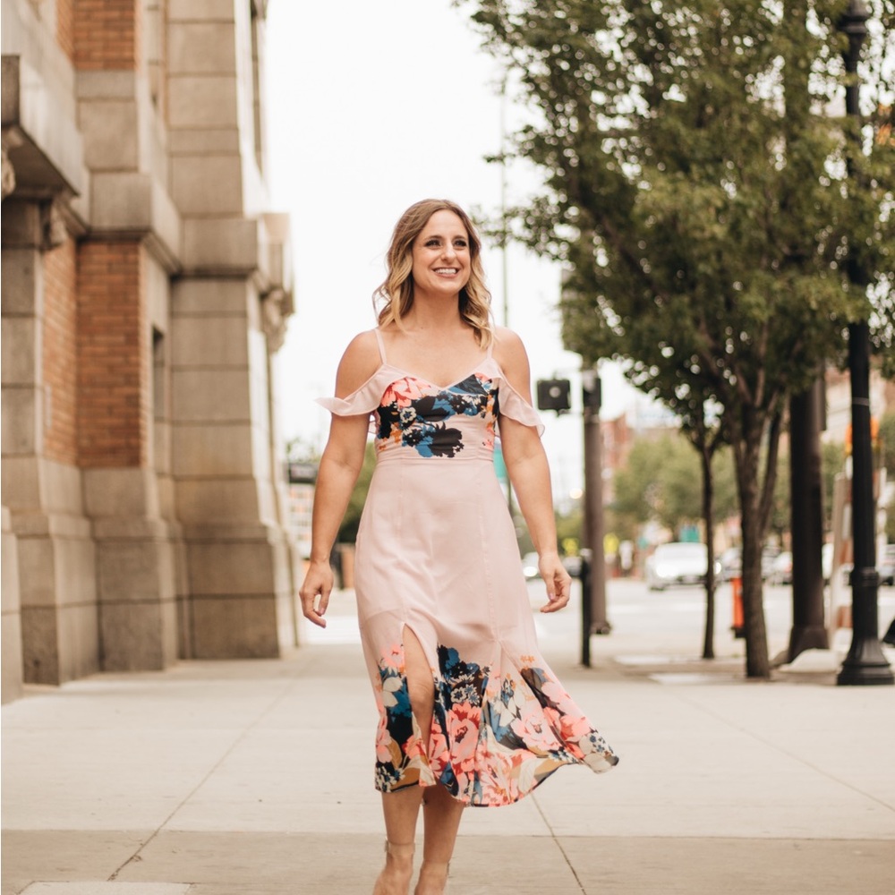 Express Blush and Floral Midi Dress Pink Wedding Guest Dress Size XS